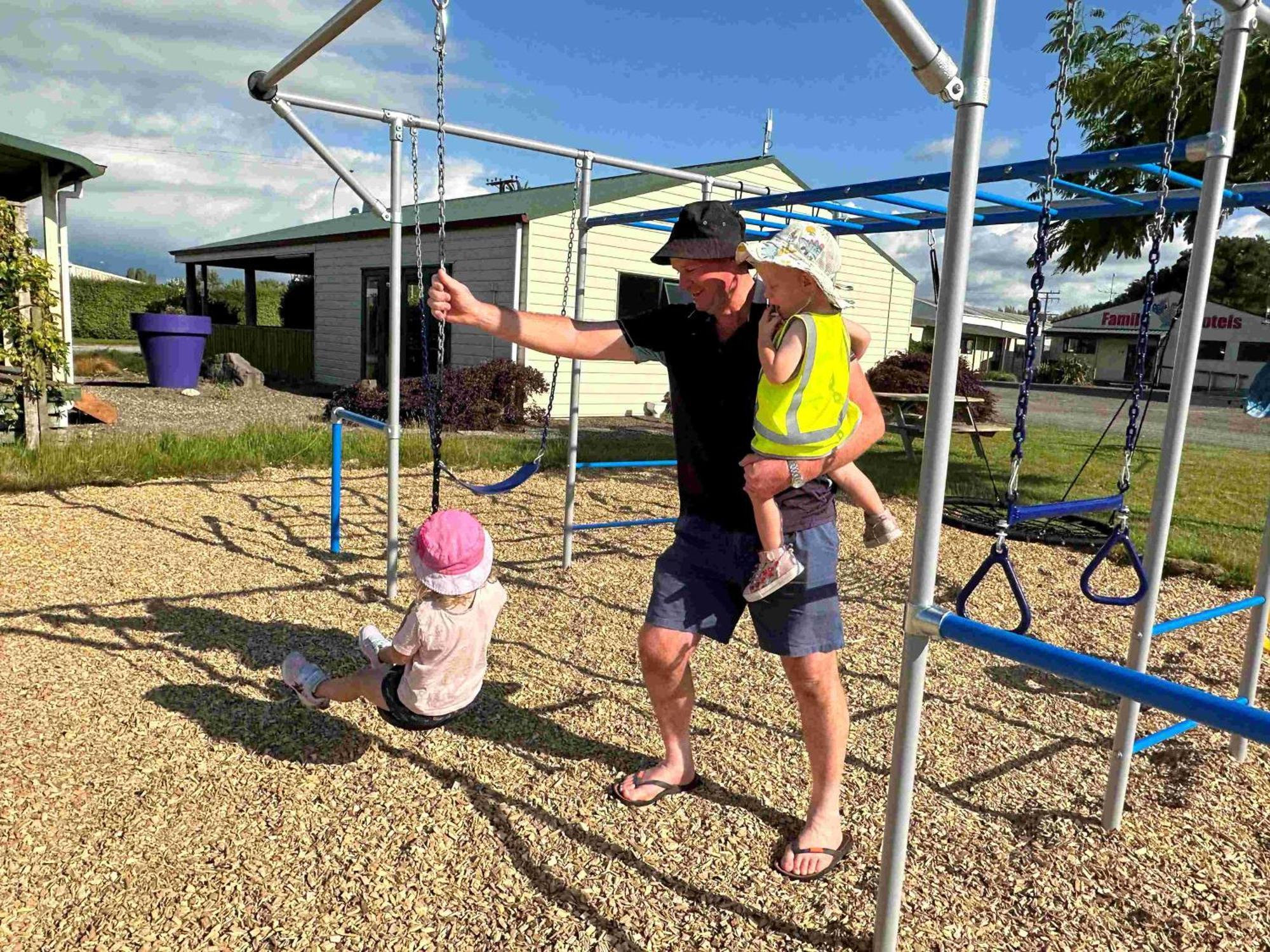Otorohanga Kiwi Holiday Park Exteriör bild